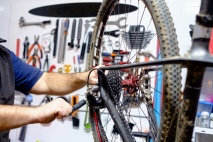 Frerener Kolpingsfamilie eröffnet Fahrradwerkstatt