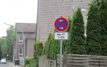 Beidseitiges absolutes Halteverbot an der Internatstraße