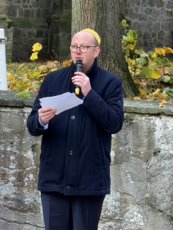 Dr. Johannes Lis bei seiner eindrücklichen Rede.